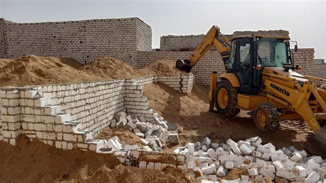 محافظة الجيزة تزيل 15 حالة بناء مخالف بمراكز أبو النمرس وأوسيم وأطفيح