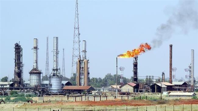 انقطاعات النفط الليبي ترفع سعر البرميل لـ 82 دولار