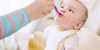   4 أكلات مفيدة ومغذية لرضيعك