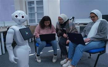    يحاكى لغة ومشاعر البشر .. «الروبوت Pepper » تجربة فريدة من نوعها لطلاب العلمين