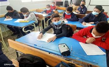   وكيل تعليم شمال سيناء يبحث التعليمات الخاصة بامتحانات الفصل الدراسي الأول