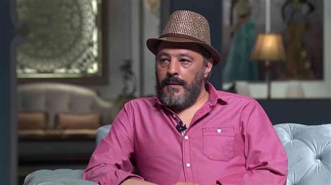 أسرة فيلم «شمس» تفاجئ عمرو عبد الجليل بالاحتفال بعيد ميلاده 