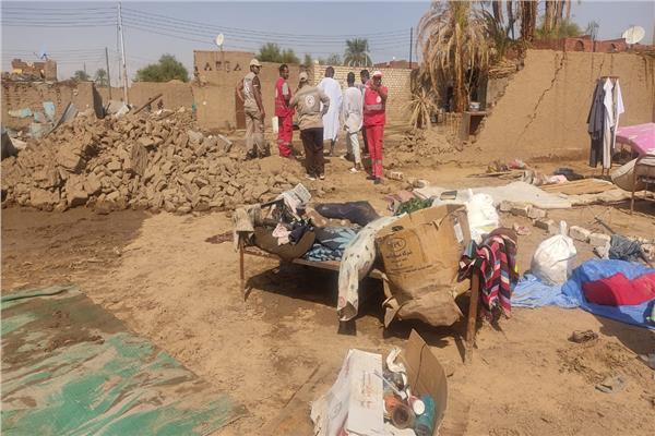 إعادة إعمار المنازل المنهارة.. جهود مكثفة لاصلاح تداعيات سيول أسوان