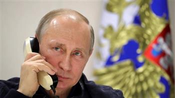   الرئيس الروسي يبحث مع نظيره الكازاخي استعادة النظام وانسحاب قوات حفظ السلام