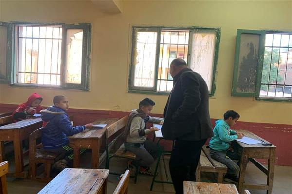 تعليم القليوبية :امتحان الصف «الرابع» الابتدائى في مستوى الطالب المتوسط