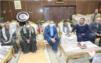 محافظ المنوفية يستقبل أسر ضحايا ومصابى حادث معدية المناشى