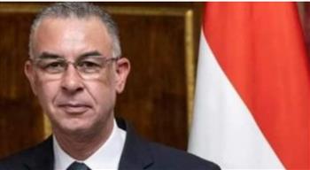   وزير الخارجية يستقبل جثمان السفير علاء رشدى