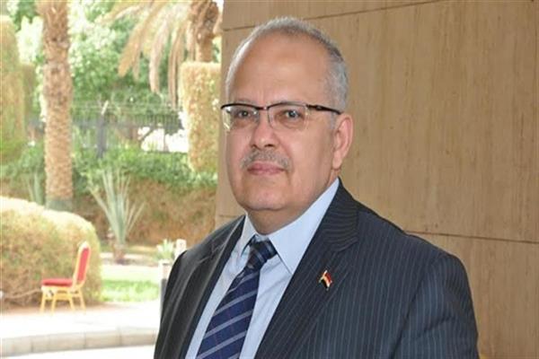 رئيس جامعة القاهرة يرأس اجتماع مجلس إدارة مستشفيات قصر العيني