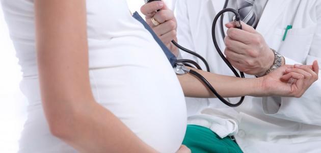  تعرف علي أعراض انخفاض ضغط الدم عند الحامل