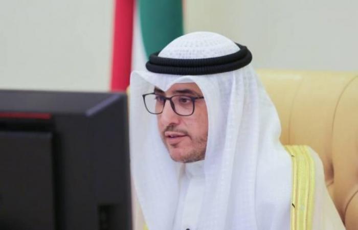 وزير الخارجية الكويتي يتلقى اتصالا هاتفيا من نظيره الأمريكي