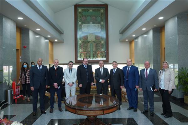 الأكاديمية العربية و«الهيئة العامة للاعتماد» توقعان بروتوكول تعاون مشترك