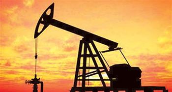   أسعار النفط تستقر مع تعويض ارتفاع الإنتاج الليبي لمخاوف الإمدادات