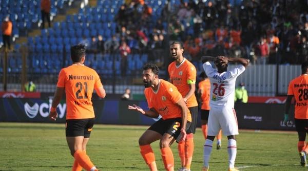 الزمالك يسقط بثنائية نظيفة أمام فاركو في كأس الرابطة