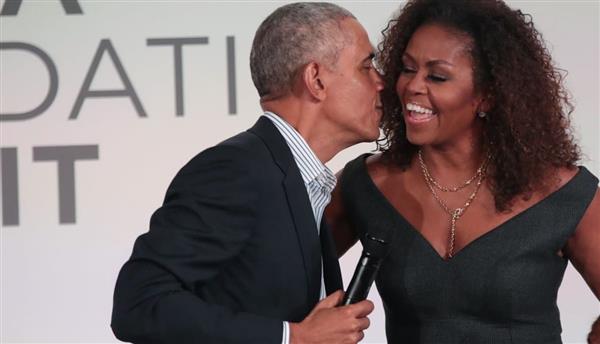 ميشيل أوباما تحتفل بعيدها الـ58 على الانستجرام.. فيديو