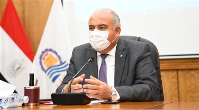 محافظ قنا: توفير أكثر من 23 ألف فرصة عمل للشباب