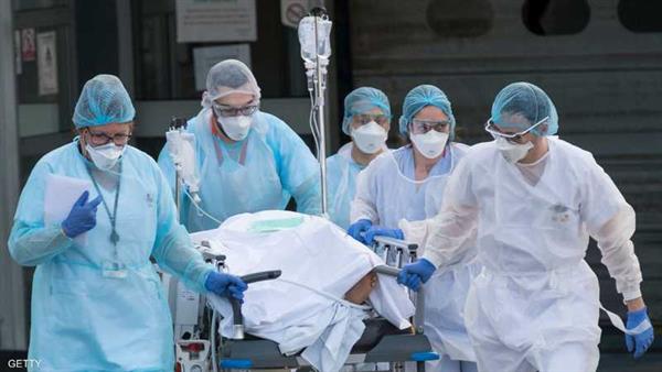 استمرار ارتفاع أعداد الإصابات والوفيات بسبب فيروس كورونا في أنحاء العالم