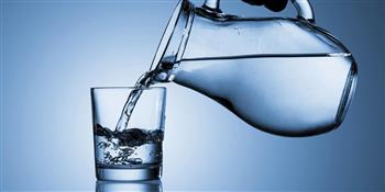   عدة فوائد صحية لشرب المياه.. تعرف عليها