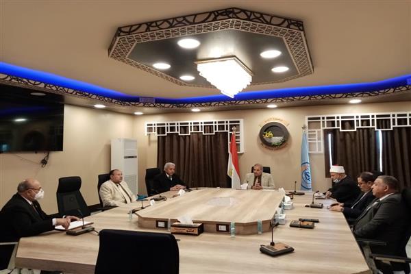 لجنة الأزمات بجامعة الأزهر تتابع سير العمل بلجان الامتحانات