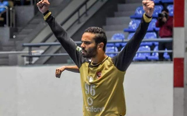 الأهلي يوافق على احتراف حارسه في الدوري الألماني