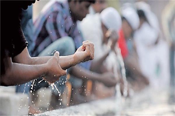 الجائز والمحرم .. كل ما تريد معرفته عن أحكام الطهارة والوضوء في البرد الشديد
