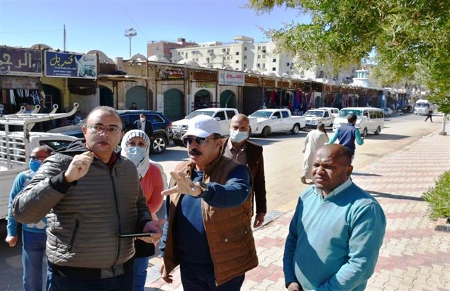 محافظ أسوان: بدء مشروع تطوير ورفع كفاءة طريقي كيما والسماد بتكلفة 140 مليون جنيه