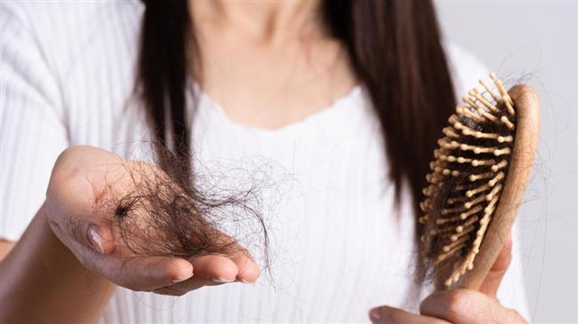 طرق التصدي لتساقط الشعر أثناء السفر