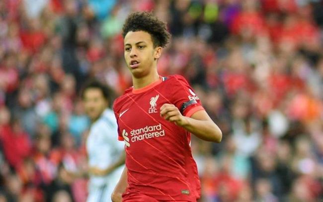 كايد جوردون: محمد صلاح أفضل لاعب في العالم ووجوده في ليفربول يساعدني