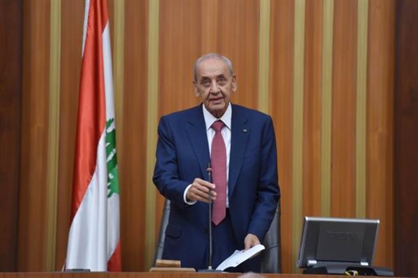 رئيس النواب اللبناني يبحث مع وفد برلماني فرنسي الأوضاع العامة في البلاد