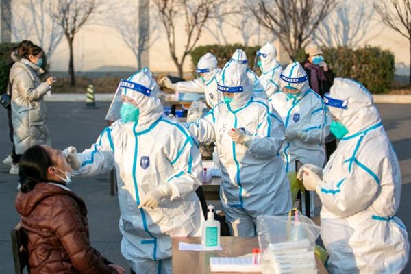 استمرار ارتفاع أعداد الإصابات والوفيات بسبب فيروس "كورونا" في العالم
