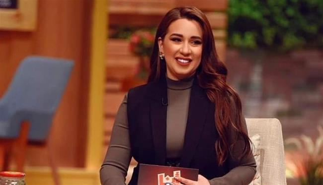 إصابة أسما شريف منير بـ «كورونا»
