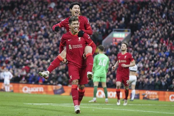 ليفربول يتأهل لنهائي كأس رابطة الأندية المحترفة بالفوز على أرسنال بهدفين للاشئ