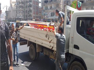 تحرير 139 مخالفة فى حملات على المحلات التجارية والمقاهى والباعة بالأقصر