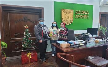   إدارة الوافدين بجامعة الإسكندرية تحتفل مع طلابها بالعام الميلادي الجديد