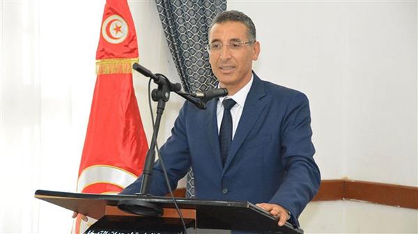 وزير الداخلية التونسي يؤكد حرصه على تكريس مبدأ حرية الصحافة وحماية الصحفيين