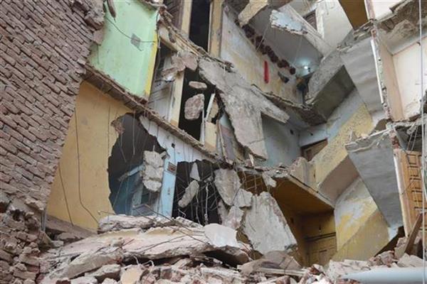 انهيار منزل غير مأهول بالسكان في المنيا.. دون إصابات