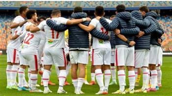 حافلة الزمالك تصل ستاد القاهرة لمواجهة غزل المحلة