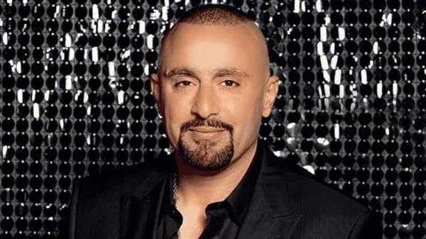 أحمد السقا يرقص بحصانه على أنغام «الغزالة رايقة»..فيديو
