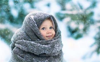 وسائل لتدفئة أطراف طفلك فى الطقس شديد البرودة
