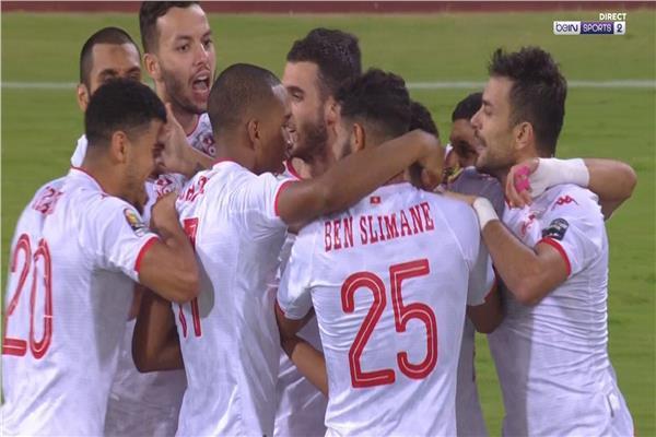 «المساكني» يتقدم لـ تونس أمام نيجيريا