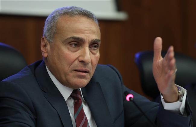 «المركزي»: بنك «ستاندرد تشارترد» البريطاني سيفتح أول فروعه بمصر سبتمبر المقبل