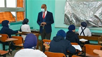   انتظام امتحانات الصف الأول الثانوي بالنظام الورقي في 36 مدرسة ببورسعيد