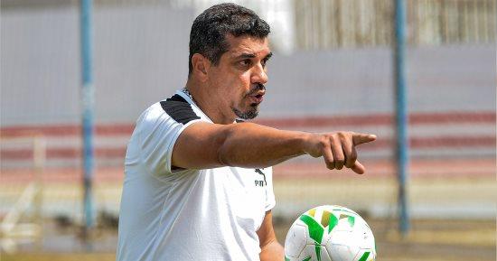 فرناندو  يقود فقرة بدنية خاصة للاعبين  الزمالك 