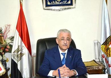 وزير التعليم يحسم الجدل حول مصير الدراسة