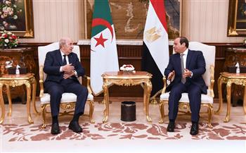   الرئيس السيسي يعقد جلسة مباحثات مع نظيره الجزائري في قصر الاتحادية