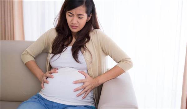 علاجات طبيعية من مطبخك تعالج الإسهال خلال الحمل