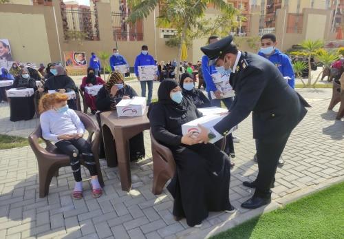 الداخلية توجه قافله لتوزيع المساعدات العينية للمواطنين بالمقطم       
