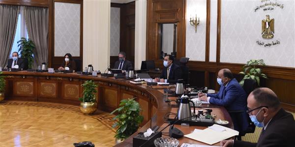 رئيس الوزراء يتابع خطوات تطوير وإعادة إحياء مدينة إسنا التاريخية