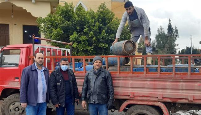 تنفيذ قافلتين سكانية شاملة بمركزي كفر الدوار ورشيد