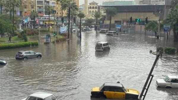 نائب وزير الإسكان ونائب محافظ الإسكندرية يبحثان إجراءات إدارة مياه الأمطار