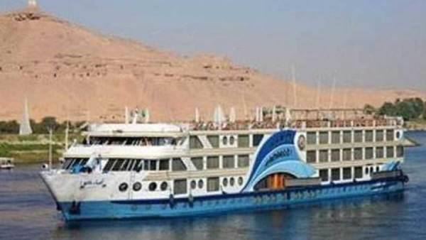 55 سائحاً ألمانياً يزورن بني سويف على متن باخرة في طريقها لأسوان